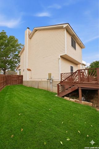 21810 Goldcrest, San Antonio, TX 78260