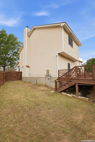 21810 Goldcrest, San Antonio, TX 78260