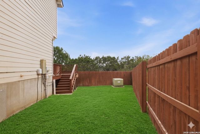 21810 Goldcrest, San Antonio, TX 78260