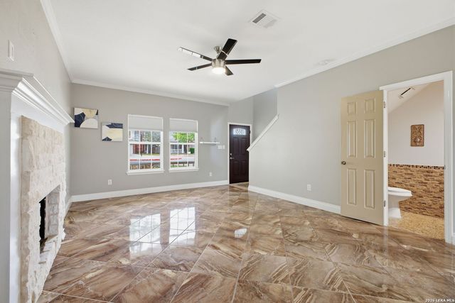 21810 Goldcrest, San Antonio, TX 78260