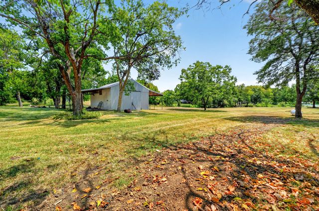 130 Blue Water, East Tawakoni, TX 75472