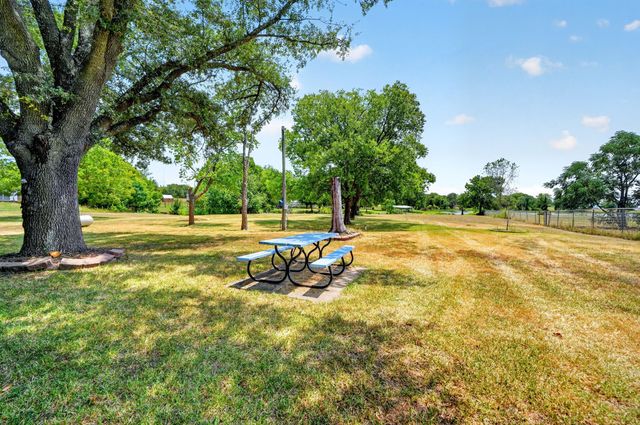 130 Blue Water, East Tawakoni, TX 75472