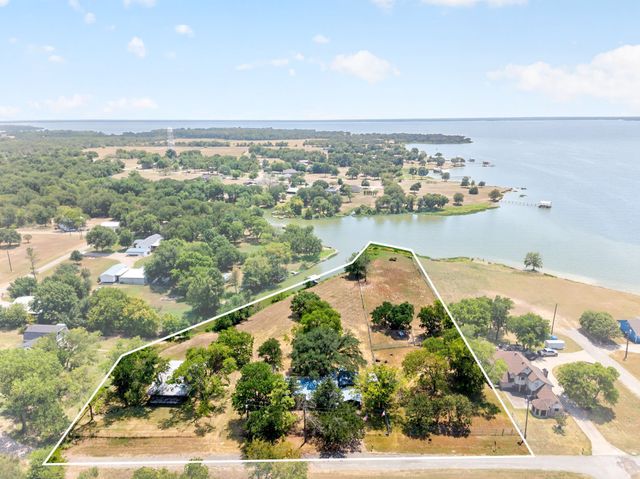 130 Blue Water, East Tawakoni, TX 75472