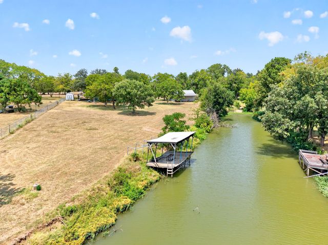 130 Blue Water, East Tawakoni, TX 75472
