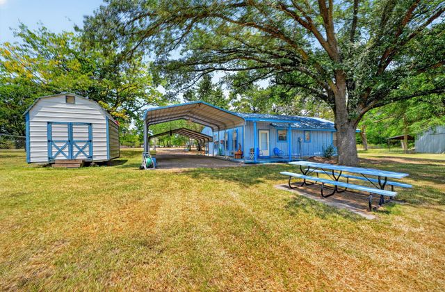 130 Blue Water, East Tawakoni, TX 75472
