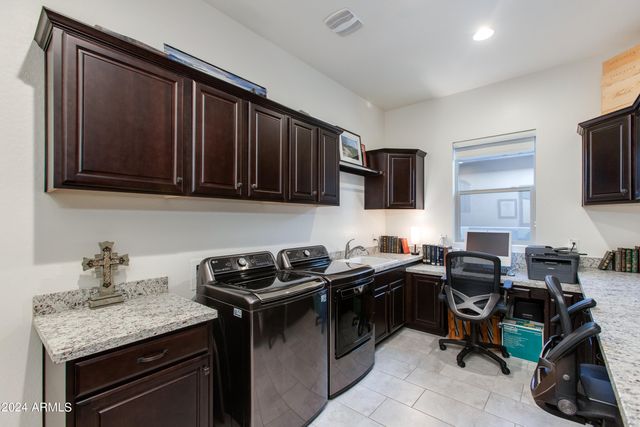 4575 FLETCHER Court, Wickenburg, AZ 85390