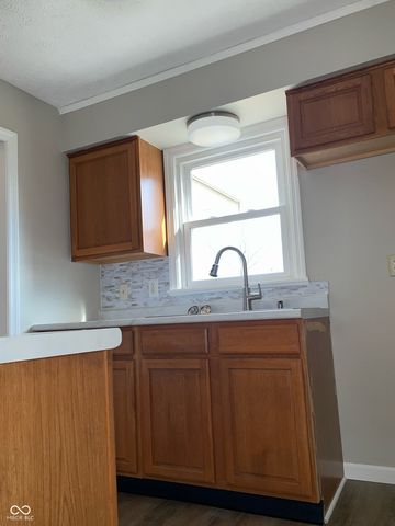 5446 E 18th Street, Indianapolis, IN 46218