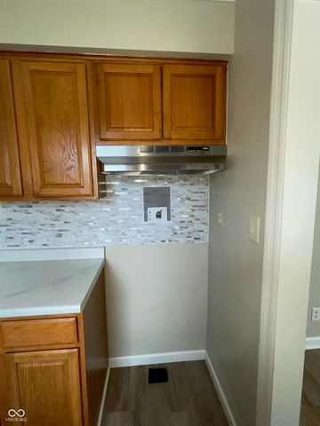 5446 E 18th Street, Indianapolis, IN 46218