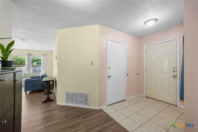 213 W Anderson Avenue, Copperas Cove, TX 76522