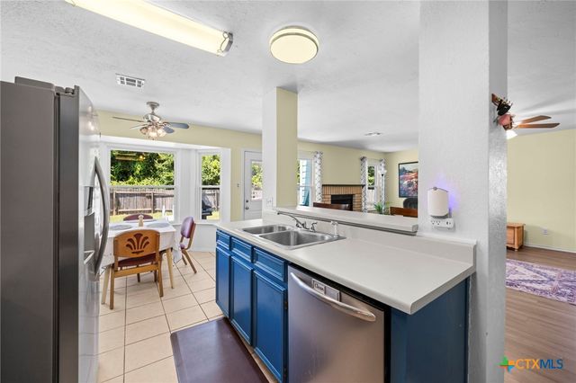 213 W Anderson Avenue, Copperas Cove, TX 76522