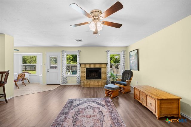 213 W Anderson Avenue, Copperas Cove, TX 76522