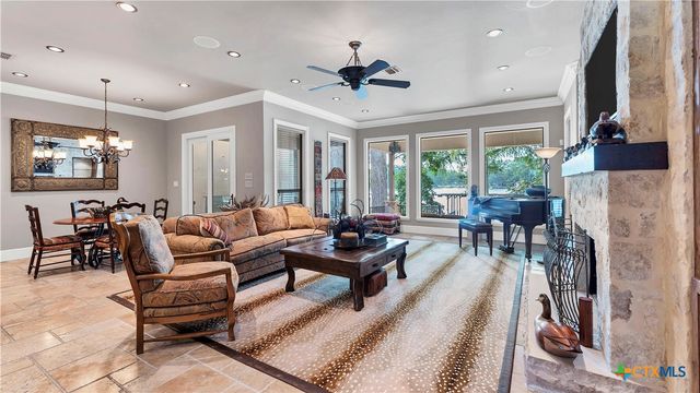 368 Rancho Road, New Braunfels, TX 78130