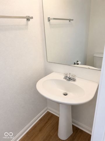 3241 Blue Ash Lane, Indianapolis, IN 46239