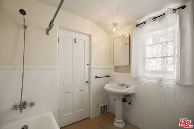 249 23rd Street, Santa Monica, CA 90402