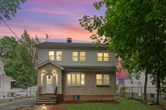 1153 Margaret St, Teaneck Twp., NJ 07666
