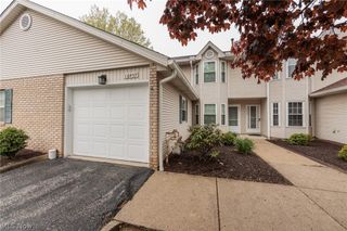 16457 Emerald Point, Middleburg Heights, OH 44130
