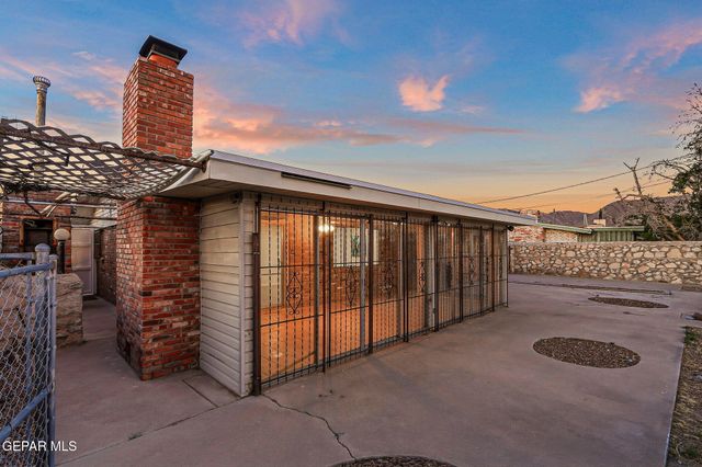 7221 ALTO REY Avenue, El Paso, TX 79912