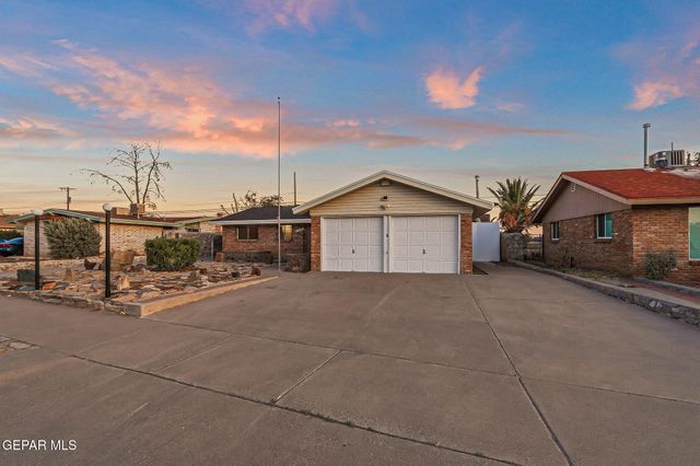 7221 ALTO REY Avenue, El Paso, TX 79912