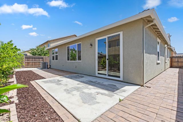 1777 Townsend Ave, Manteca, CA 95337