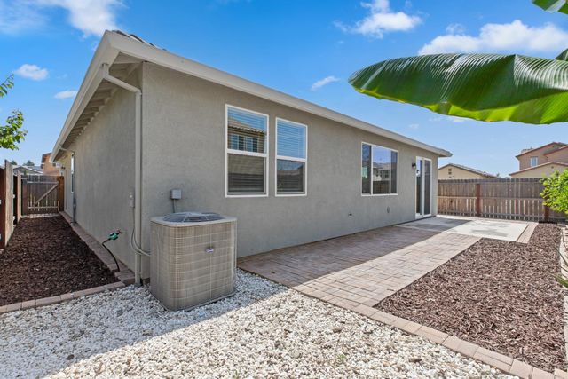 1777 Townsend Ave, Manteca, CA 95337