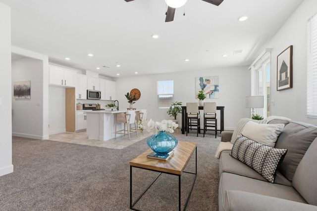 1777 Townsend Ave, Manteca, CA 95337