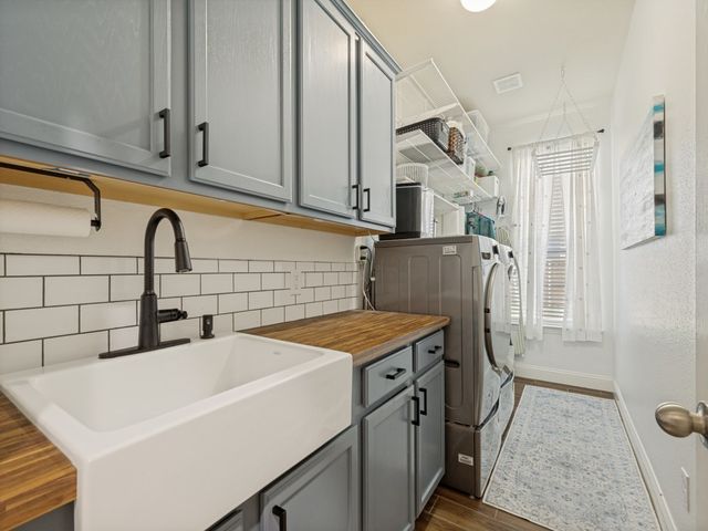 607 Chalk Hill Lane, Murphy, TX 75094