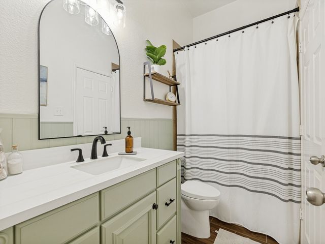 607 Chalk Hill Lane, Murphy, TX 75094