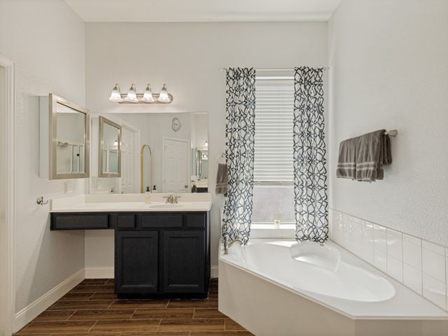 607 Chalk Hill Lane, Murphy, TX 75094