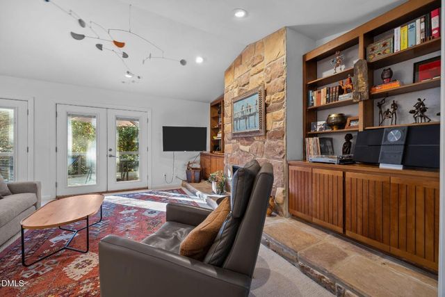 2959 Rue Sans Famille, Raleigh, NC 27607