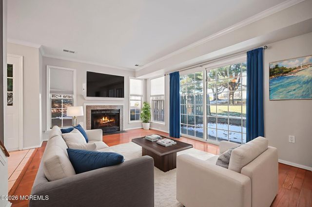 12 Duncan Way, Freehold, NJ 07728