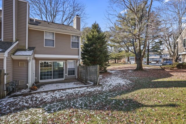 12 Duncan Way, Freehold, NJ 07728