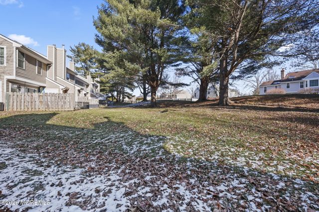 12 Duncan Way, Freehold, NJ 07728