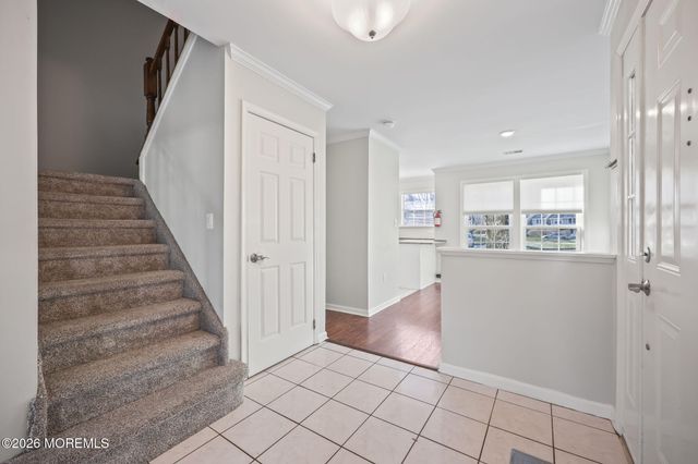 12 Duncan Way, Freehold, NJ 07728