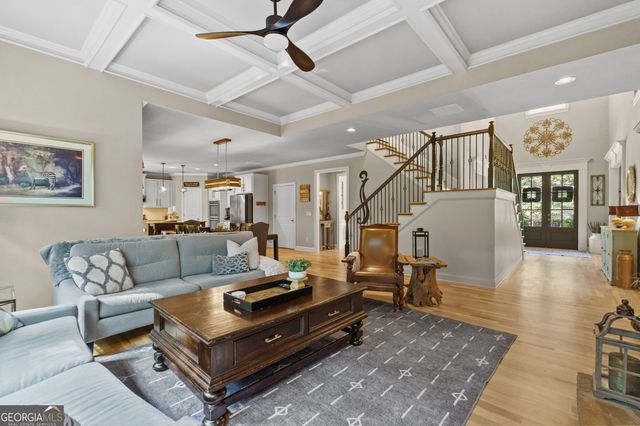 1351 Ashbury Park Way E, Hoschton, GA 30548