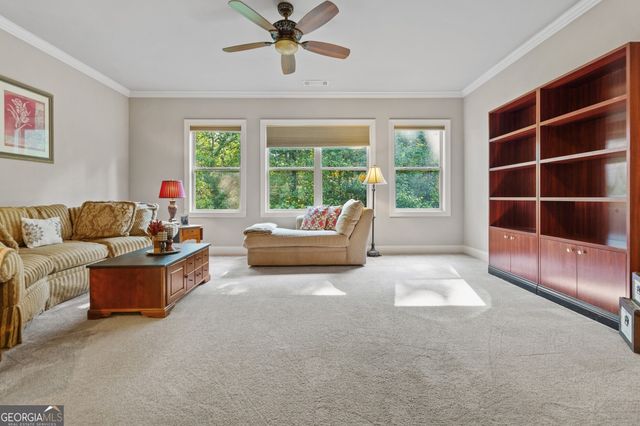 1351 Ashbury Park Way E, Hoschton, GA 30548