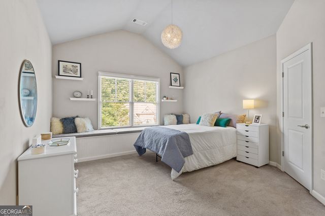 1351 Ashbury Park Way E, Hoschton, GA 30548
