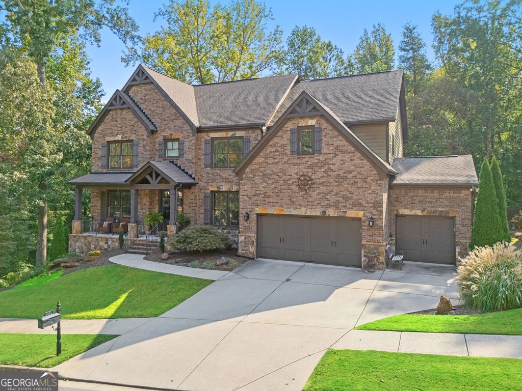 1351 Ashbury Park Way E, Hoschton, GA 30548