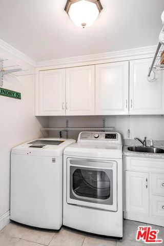 547 Loring Avenue, Los Angeles, CA 90024