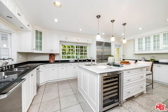 547 Loring Avenue, Los Angeles, CA 90024