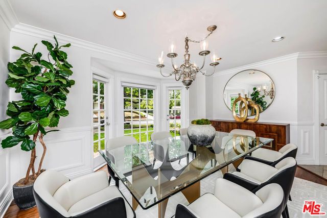 547 Loring Avenue, Los Angeles, CA 90024