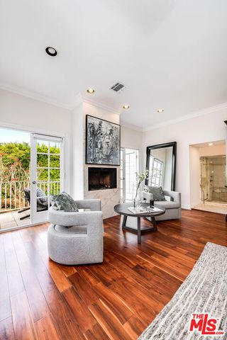 547 Loring Avenue, Los Angeles, CA 90024