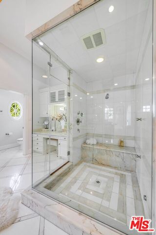 547 Loring Avenue, Los Angeles, CA 90024