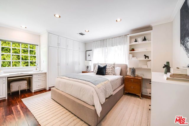 547 Loring Avenue, Los Angeles, CA 90024