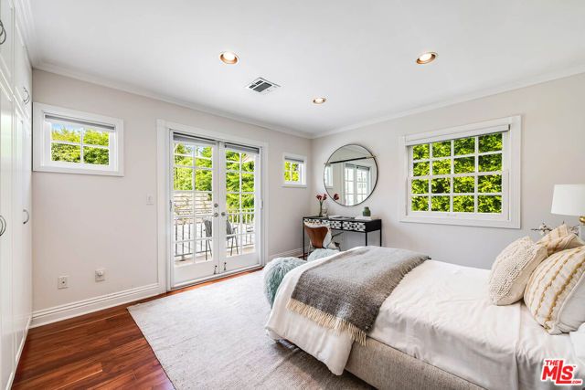 547 Loring Avenue, Los Angeles, CA 90024