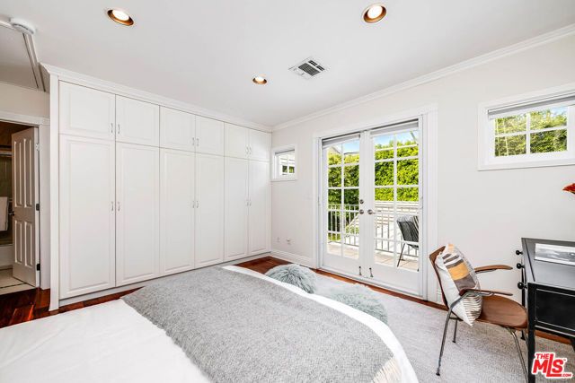 547 Loring Avenue, Los Angeles, CA 90024