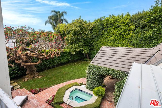 547 Loring Avenue, Los Angeles, CA 90024