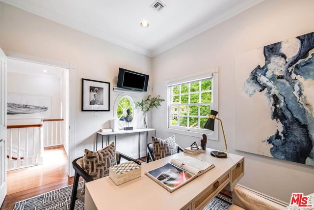 547 Loring Avenue, Los Angeles, CA 90024