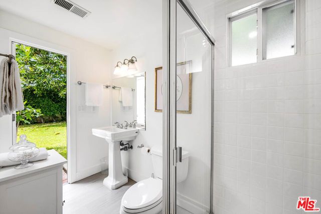 547 Loring Avenue, Los Angeles, CA 90024