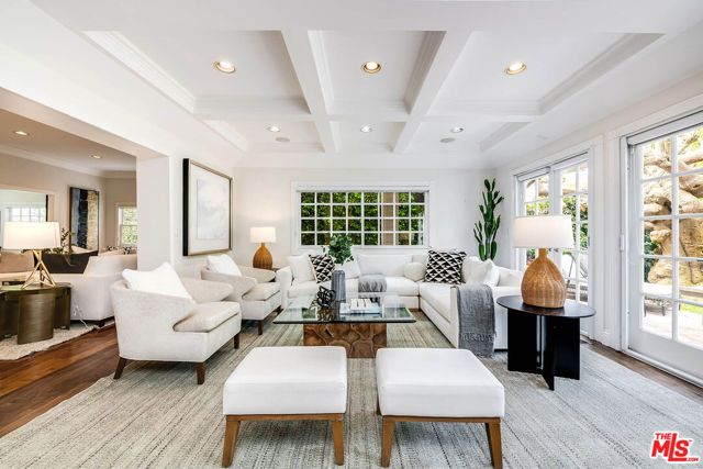 547 Loring Avenue, Los Angeles, CA 90024