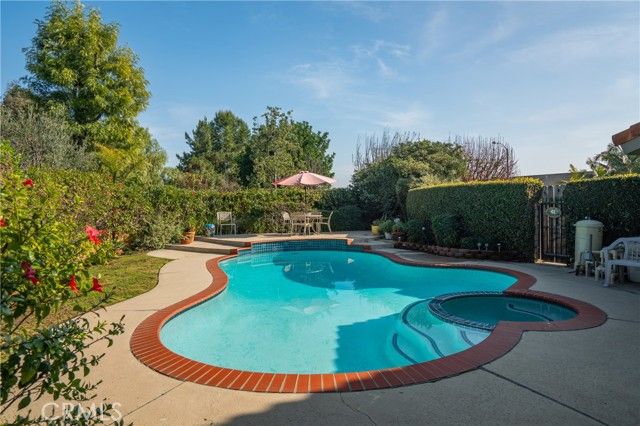 839 Allen Avenue, La Verne, CA 91750